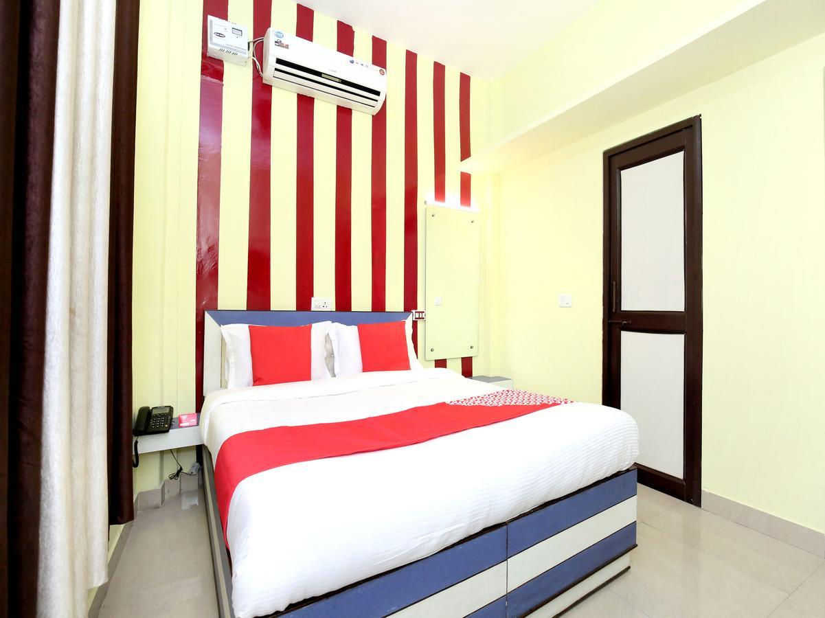 Oyo 12038 Hotel Alishan Chandigarh Bagian luar foto