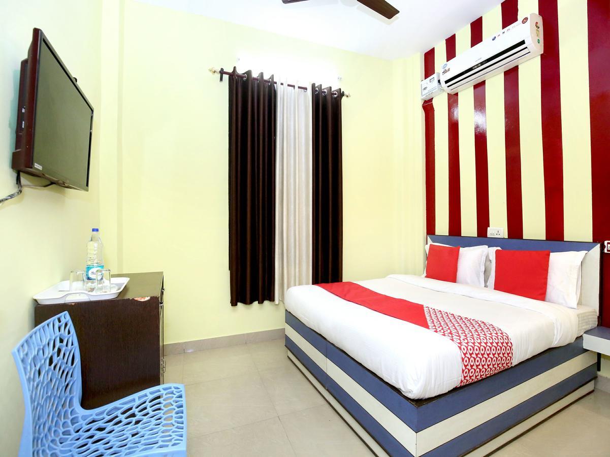 Oyo 12038 Hotel Alishan Chandigarh Bagian luar foto